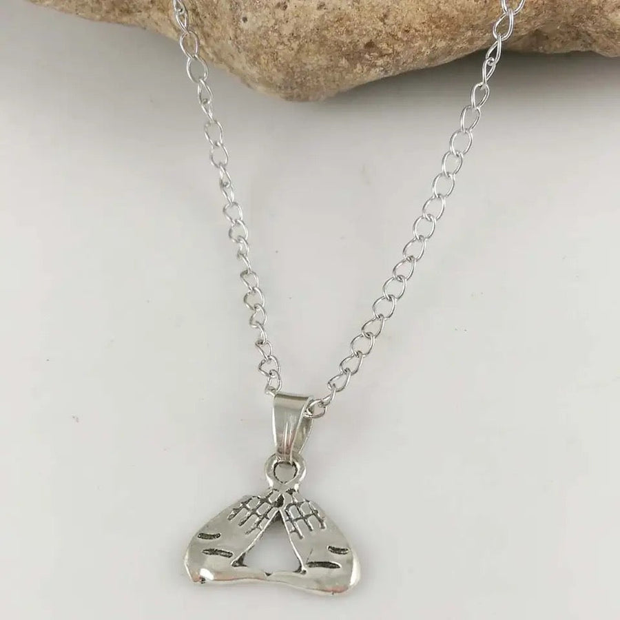 Delta Sigma Theta Hand Sign Necklace – D9 Greeks